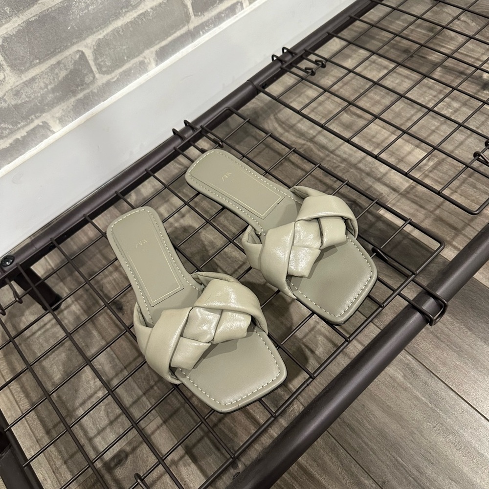 Zara Leather Slides